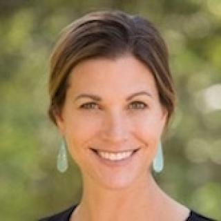 CYNTHIA TOMS, PH.D. Headshot