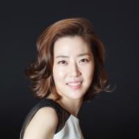 Hyo Jin Lee